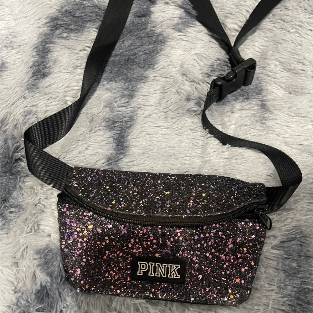 VS PINK FANNY BAG